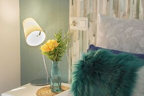 Luxury Singular Apartments Green