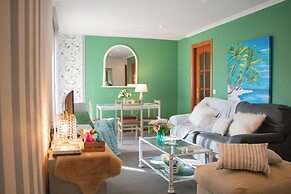 Luxury Singular Apartments Green