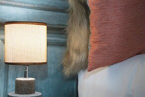 Luxury Singular Apartments Green