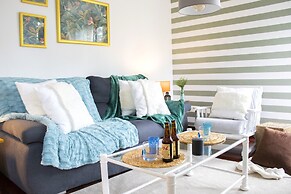 Luxury Singular Apartments Green