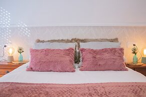 Luxury Singular Apartments Green