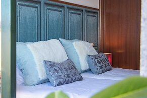 Luxury Singular Apartments Green