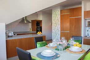 Luxury Singular Apartments Green