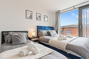 Meadow Haven 2 Bed 2 Bath, On-street Park, Netflix