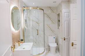 Sienna Haven 2 Bed 1 Bath and Park