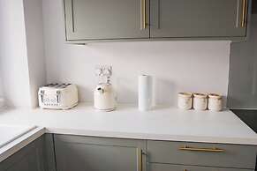 Sienna Haven 2 Bed 1 Bath and Park