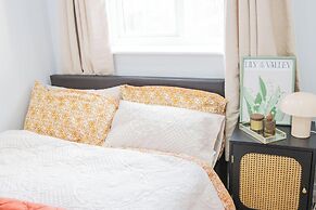 Sienna Haven 2 Bed 1 Bath and Park