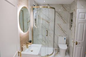 Sienna Haven 2 Bed 1 Bath and Park