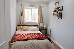 Sienna Haven 2 Bed 1 Bath and Park