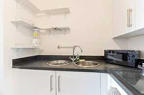 Desert Oasis 2 Bed 2 Bath Parking Netflix