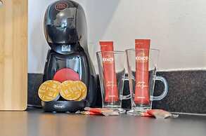 Desert Oasis 2 Bed 2 Bath Parking Netflix