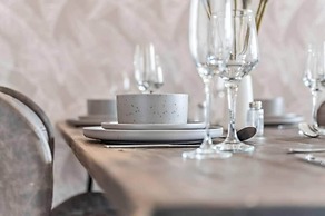 Desert Oasis 2 Bed 2 Bath Parking Netflix