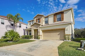 Near Disney & Golf: Pet-friendly Davenport Home!