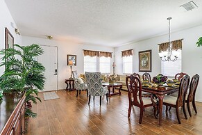 Near Disney & Golf: Pet-friendly Davenport Home!