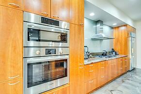 7 Mi to Dtwn Atl: Sleek & Modern Home!