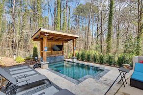 7 Mi to Dtwn Atl: Sleek & Modern Home!