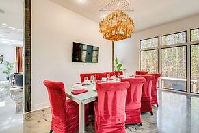 7 Mi to Dtwn Atl: Sleek & Modern Home!