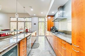 7 Mi to Dtwn Atl: Sleek & Modern Home!