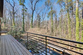 7 Mi to Dtwn Atl: Sleek & Modern Home!