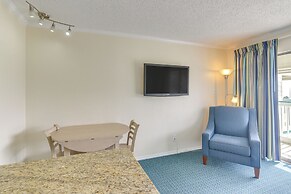 Steps to Beach: Galveston Condo w/ Balcony!