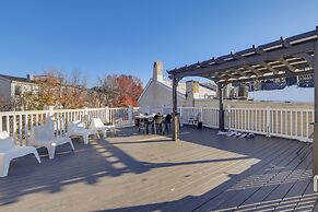 Rooftop Patio w/ View: Baltimore Retreat