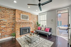 Rooftop Patio w/ View: Baltimore Retreat