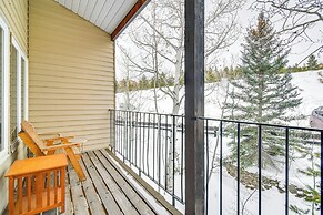 Ski-in/out Condo w/ Hot Tub & Balcony in Granby