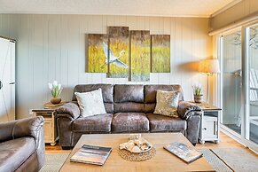 Waterfront Gem w/ Balcony in Garden City