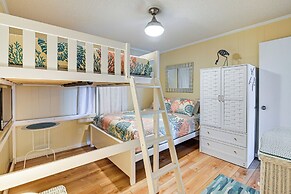 Waterfront Gem w/ Balcony in Garden City