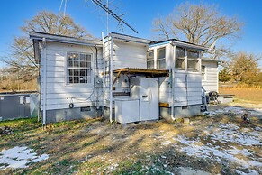 12 Mi to Lake Chesdin: Bbq-ready Angler's Getaway!