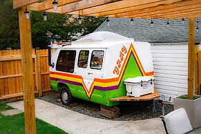 Spacious Home w/ Yard & Patio, 2 Mi to Dtwn Troy