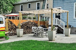 Spacious Home w/ Yard & Patio, 2 Mi to Dtwn Troy