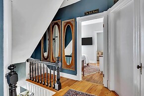 Spacious Home w/ Yard & Patio, 2 Mi to Dtwn Troy