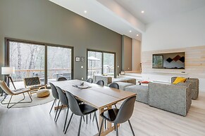 Hot Tub + Fire Pit: Modern North Carolina Retreat