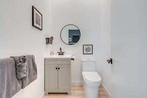 Hot Tub + Fire Pit: Modern North Carolina Retreat