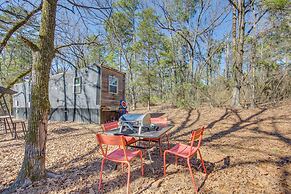 Winnsboro Tiny House w/ Trails, Yard Games & More!