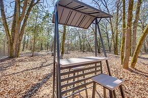 Winnsboro Tiny House w/ Trails, Yard Games & More!