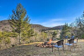Twin Pines Hill House - Fire Pit & Mountain View