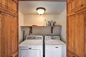 Twin Pines Hill House - Fire Pit & Mountain View