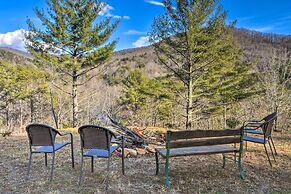 Twin Pines Hill House - Fire Pit & Mountain View