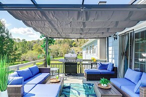 Peaceful 1-acre Parksville Home: Large Deck & Yard