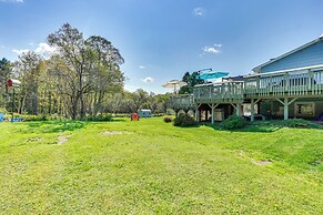 Peaceful 1-acre Parksville Home: Large Deck & Yard