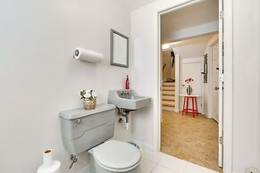 Peaceful 1-acre Parksville Home: Large Deck & Yard