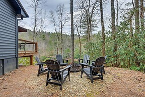 Covered Deck & Fire Pits: Cabin in Cashiers