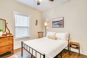 Near Parks & Lakes: Family-friendly Cleveland Home