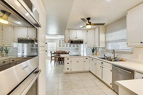 12 Mi to Pcb: 'the Whales Tale w/ Patio & Grill