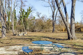 1 Mi to Boat Ramp: Peaceful Deal Island Home!