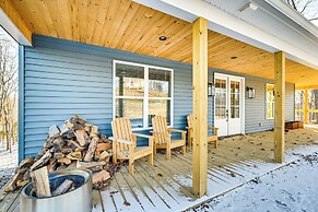 Nolin Lake Family Retreat: Deck, Fire Pit & Games!