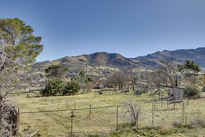 6 Mi to Lake Isabella: Mountain Mesa Getaway
