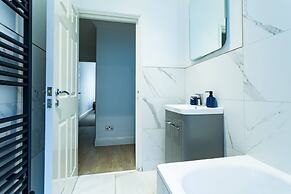 Brighton Blissful Retreat by the Sea